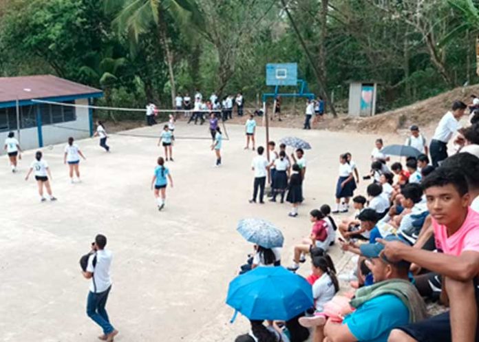 Realizan jornada deportiva con jóvenes de Secundaria en Siuna y Mulukukú