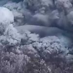 Volcán en Rusia arroja apocalíptica nube de ceniza tras entrar en erupción