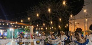 Foto: Noche cultural y serenata en honor a Santa Rita de Casia en Teustepe, Boaco / TN8