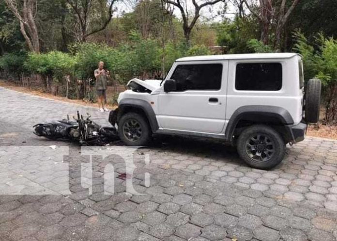 Motociclista y acompañante mueren horas después de sufrir un accidente en Rivas