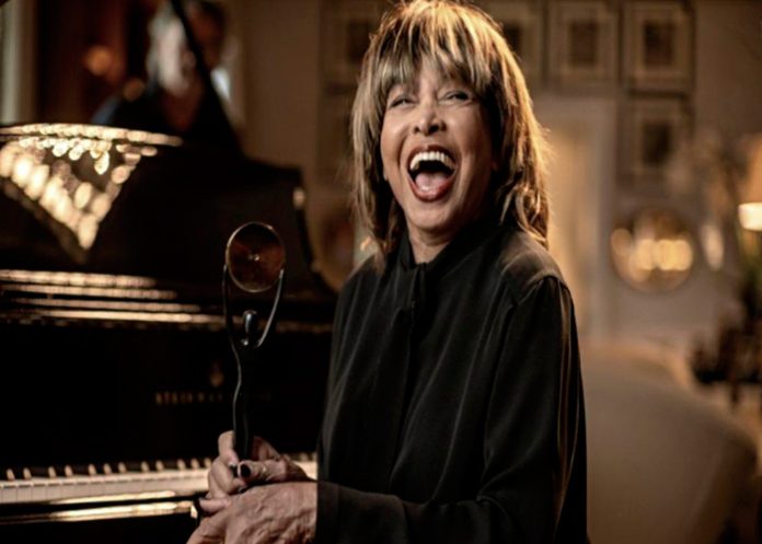 Los mejores 5 top de Tina Turner y las historias detrás de ella