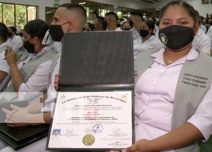 Ejército de Nicaragua gradúa a 114 licenciados en enfermería