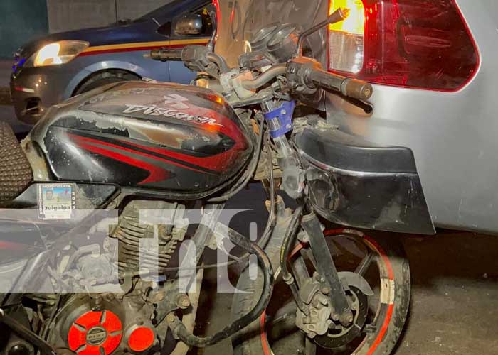 En estado resultó un motociclista tras accidente de tránsito en Juigalpa / TN8