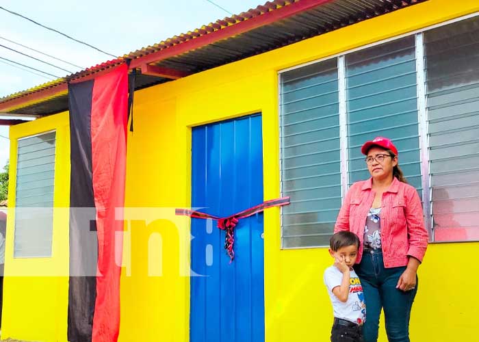 Nuevas viviendas dignas son entregadas a familias en Ocotal