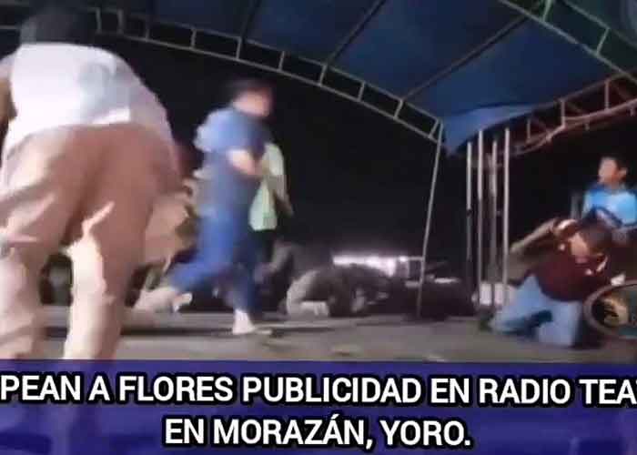 Celebración de radioteatro termina en pelea campal
