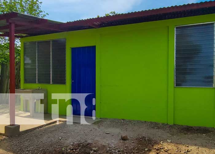 Nuevas viviendas dignas son entregadas a familias en Ocotal