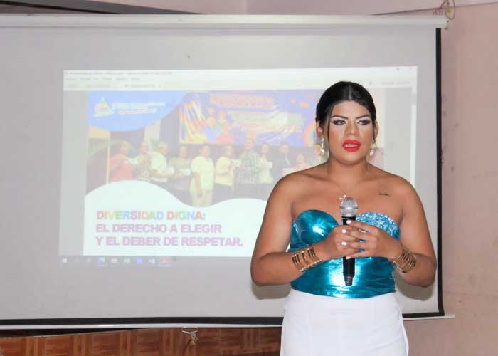 Cartilla: “Diversidad Digna, el Derecho a Elegir y el Deber de Respetar” es presentada en Catarina