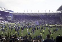 Everton sobrevive en la Premier