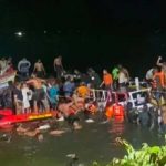 Al menos 16 muertos al hundirse un barco en la India