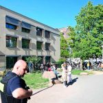 Hombre apuñala a dos niños en una escuela evangélica en Berlín, Alemania