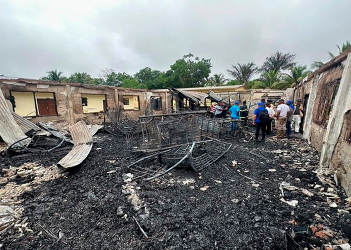 Mueren calcinadas 20 personas, la mayoría niños, durante un incendio en Guyana