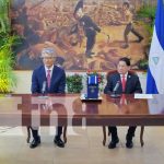 Foto: Condecoran a embajador de Corea del Sur en Nicaragua / TN8