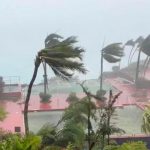 Tifón Mawar azota la isla Guam con feroces vientos y apocalípticas marejadas