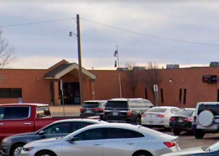 ¡Aberrante! Un grupo de niños violan a una menor en una escuela en Texas