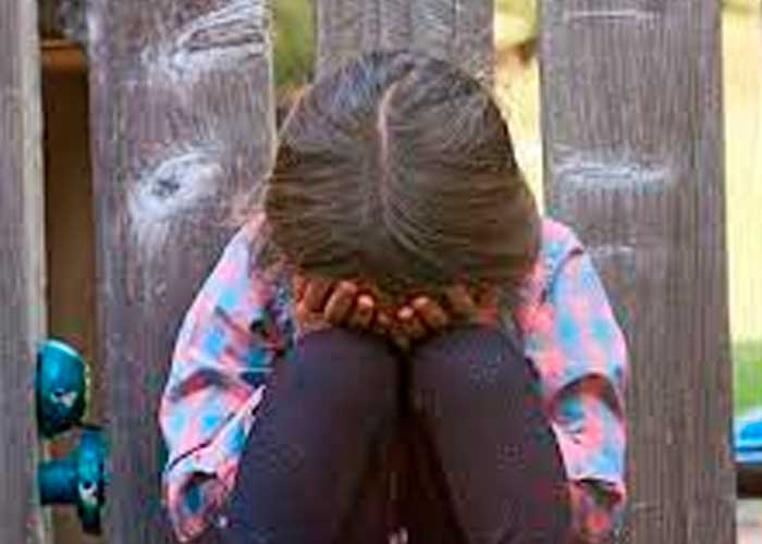 ¡Aberrante! Un grupo de niños violan a una menor en una escuela en Texas