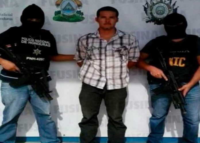 Capturan en España a hondureño por matar a tiros a su mujer, hijo y suegra
