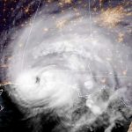 NASA lanza dos satélites para monitorear huracanes