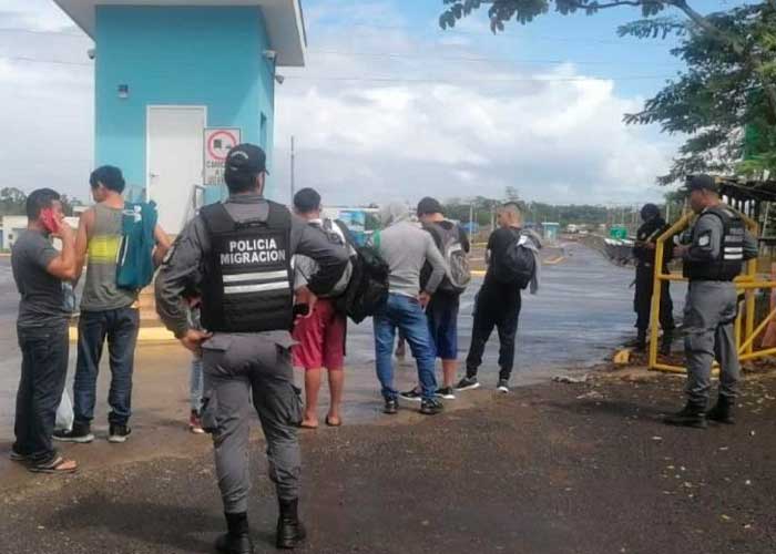13 nicaragüenses salen deportados de Costa Rica