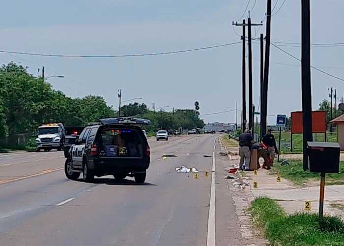 Hombre atropella y mata a ocho migrantes frente a un albergue en Texas