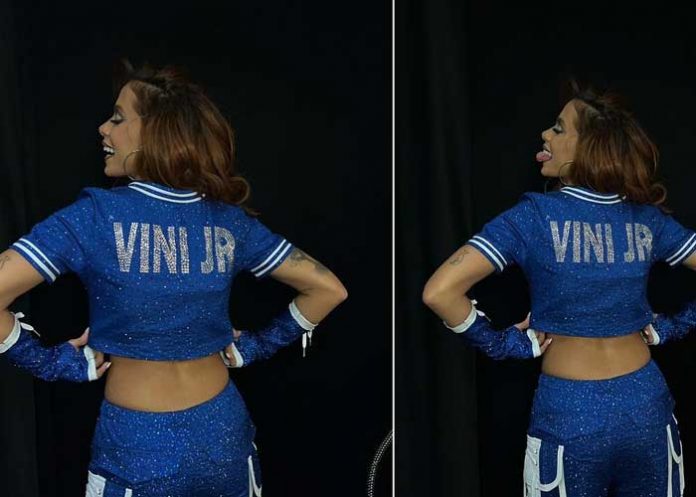 Foto: Anitta honra a Vinicius Jr en final Champions 2023 con peculiar detalle / Cortesía