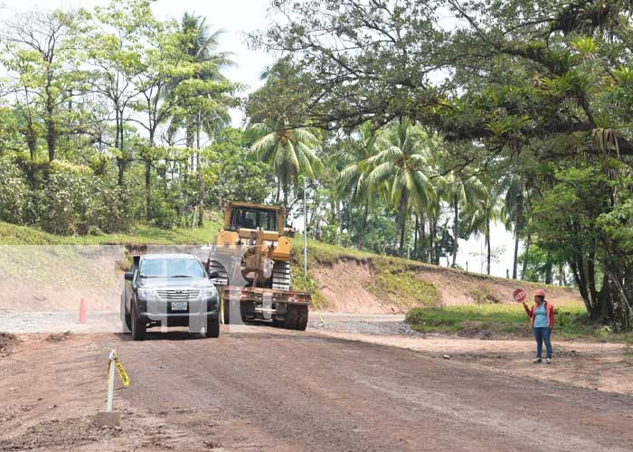 Avance significativo en la construcción de la carretera hacia La Cruz de Río Grande