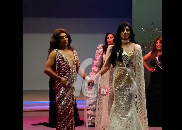 Dejó sin peluca a su rival en el certamen “Miss Gay Venezuela”(video)