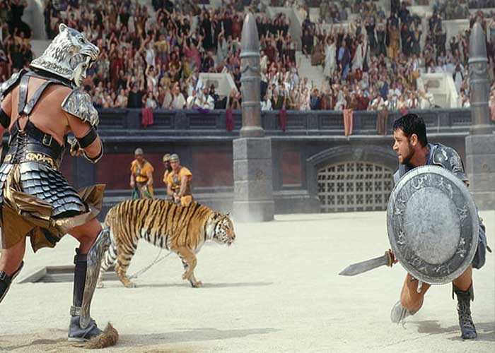 Chicharroneados iban a quedar seis personas en una escena Gladiador 2 