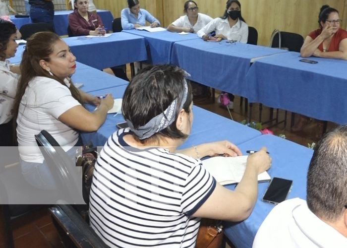 Foto: Capacitan a dueños de negocios para fortalecer el sector turismo en Estelí / TN8 