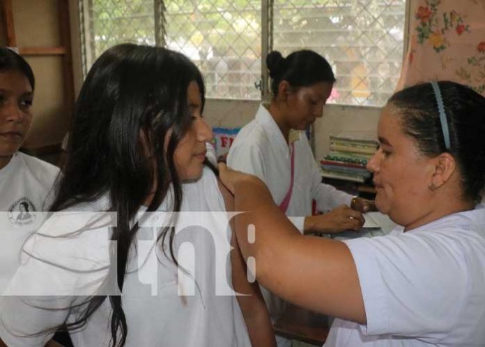 Aplican vacunas contra la influenza en los departamentos de Nicaragua