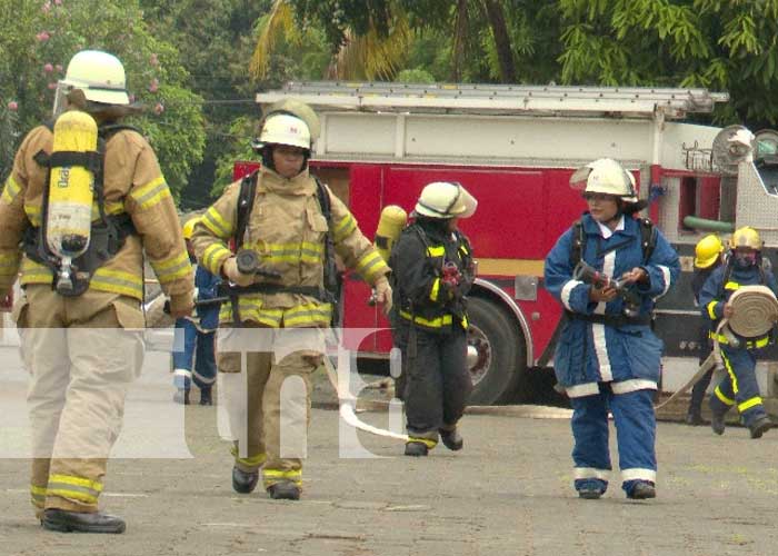 Foto: Mujeres bomberas de Nicaragua / TN8