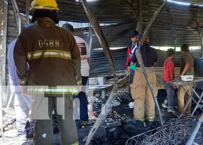 Foto: Incendio acaba con una vivienda en Cuajachillo, Ciudad Sandino / TN8