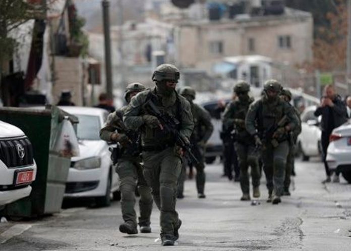 Fuerzas israelíes asesinan a sangre fría a cinco palestinos en Cisjordania