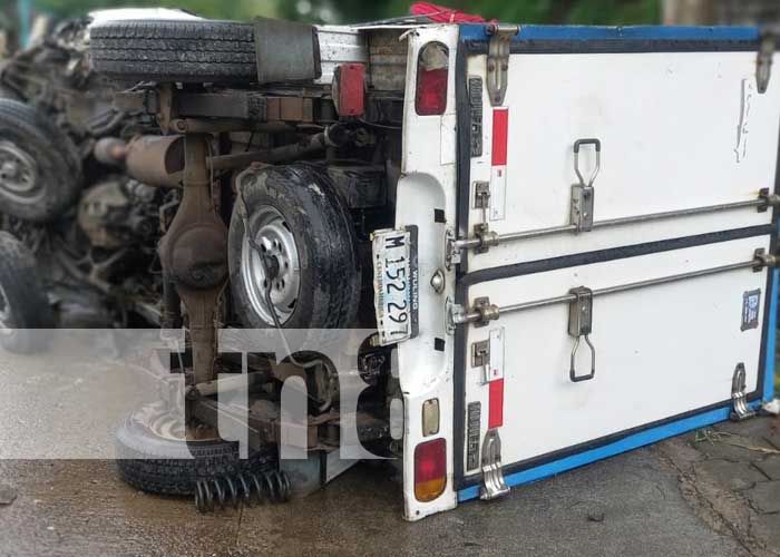 Foto: Robo de celular en medio de un accidente en Carretera Vieja a León / TN8