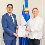 Nicaragua presenta Copias de Estilo ante el canciller de República Dominicana