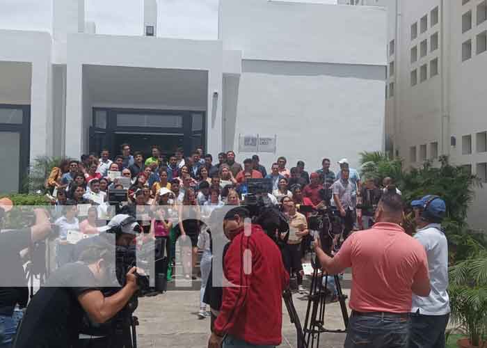 Foto: Periodistas concluyen exitoso intercambio con comunicadores de RT en Español / TN8 