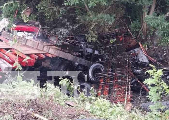 Dos personas gravemente lesionadas tras fuerte accidente en Jinotega