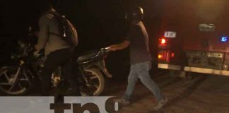 Foto: ¡Pobre Chanchito! Motociclista choca con hermoso “cerdo” en la Isla de Ometepe / TN8