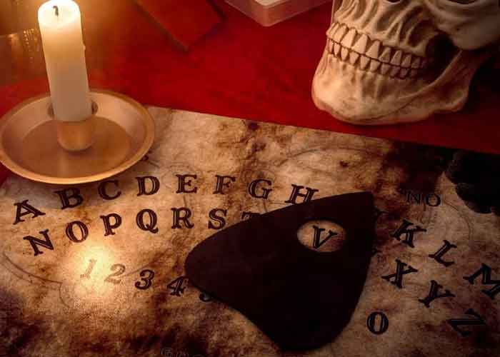 Foto: Estudiantes en Colombia sufren episodios psicóticos tras jugar con tabla ouija / Cortesía 