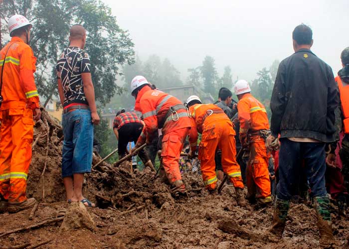 Dos personas muertas y dos desaparecidas por deslizamientos de tierra noroccidental China