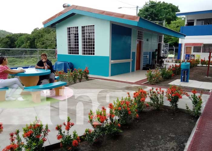 Alumnos estrenan nuevo y moderno colegio en la Isla de Ometepe