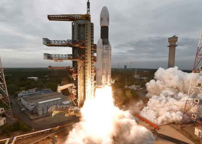 India es el cuarto país que ha logrado alunizar su aparato espacial GSLV Mk III