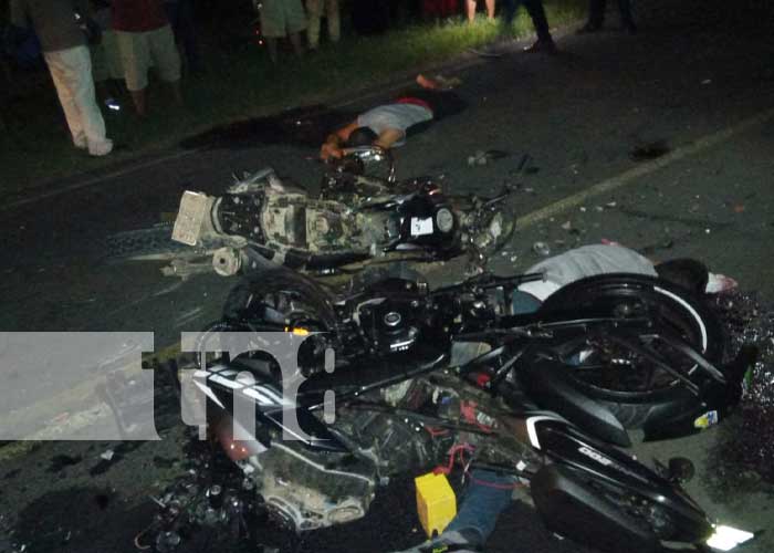 Rivas: Dos motociclistas muertos en choque de motos sobre la Ctra. San Juan del Sur