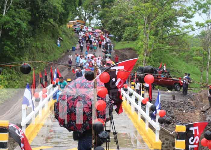 Foto: Entregan puente que lleva alegría a pobladores de la cooperativa Unión Labú en Siuna / TN8