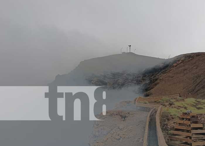 Foto:Familias disfrutan de la impresionante belleza natural del Volcán Masaya/ TN8