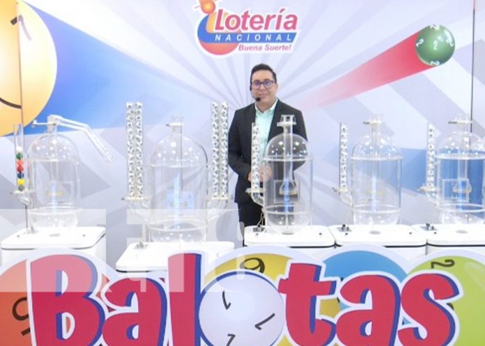 Foto: Sorprendentes premios en el sorteo de balotas de la Lotería Nacional / TN8