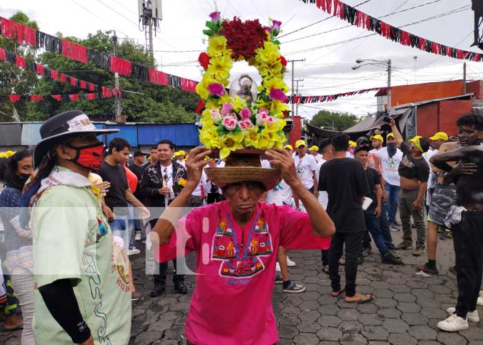 Comienzan las fiestas de los católicos de Managua con la tradicional roza del camino