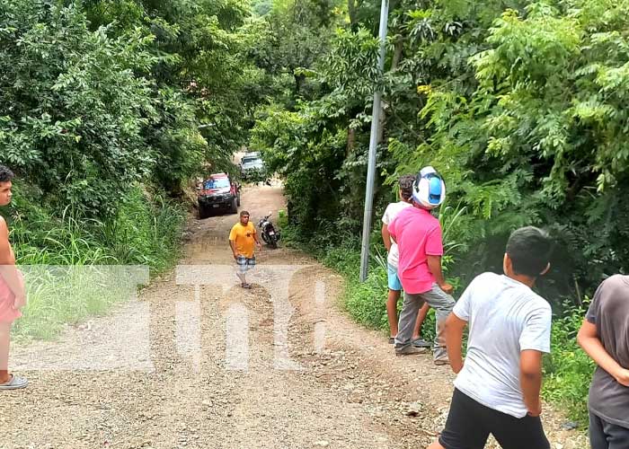 ¡Milagro en la carretera! Camioneta al abismo, ambos ocupantes ilesos en Quilalí