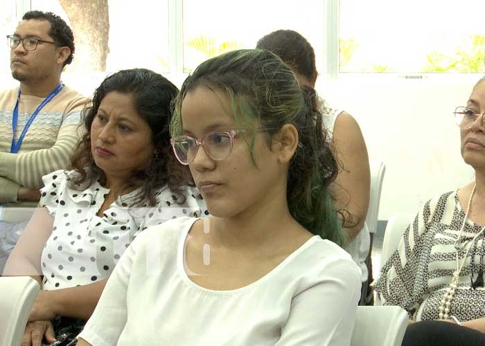 Foto: Usura Cero: Mujeres Fortalecen Conocimientos en Nieves Cajina / TN8 