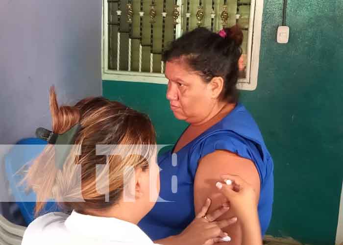 Foto: Vacunación voluntaria contra la COVID-19 en Managua / Cortesía 