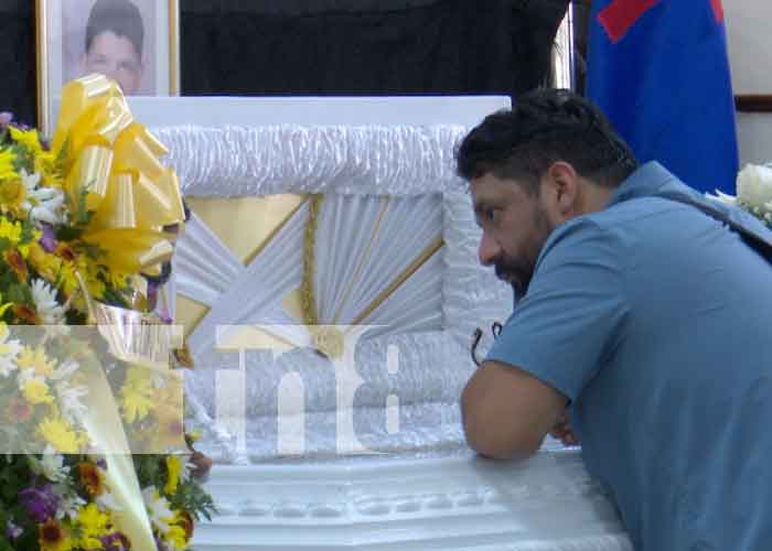 Foto: Toda Nicaragua se conmueve tras la muerte del pastor Favio Arista / TN8